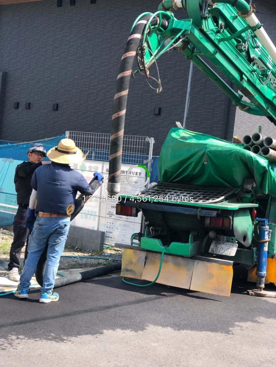 京都府京都市山科区西野山中鳥井町の新築建設現場にて生コン打設作業に伴う交通誘導スタッフを募集しています