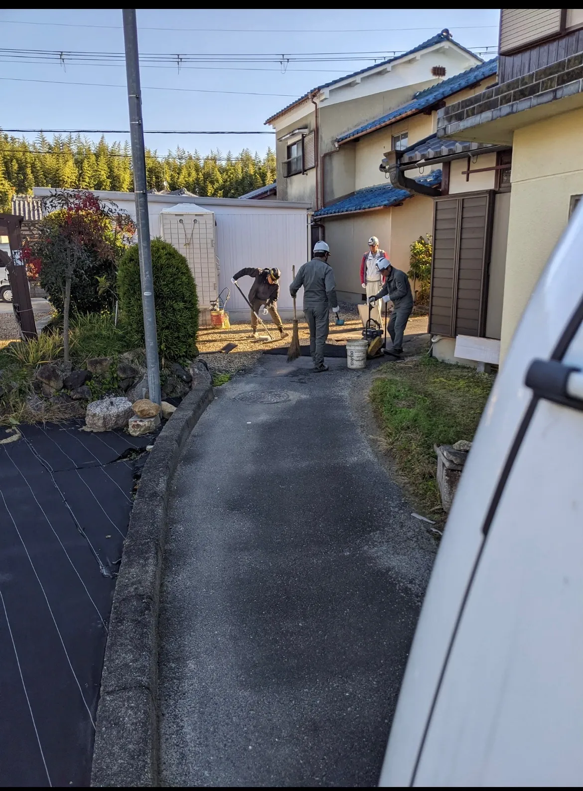 滋賀県大津市木戸にて舗装復旧工事に伴う交通誘導スタッフを募集しています