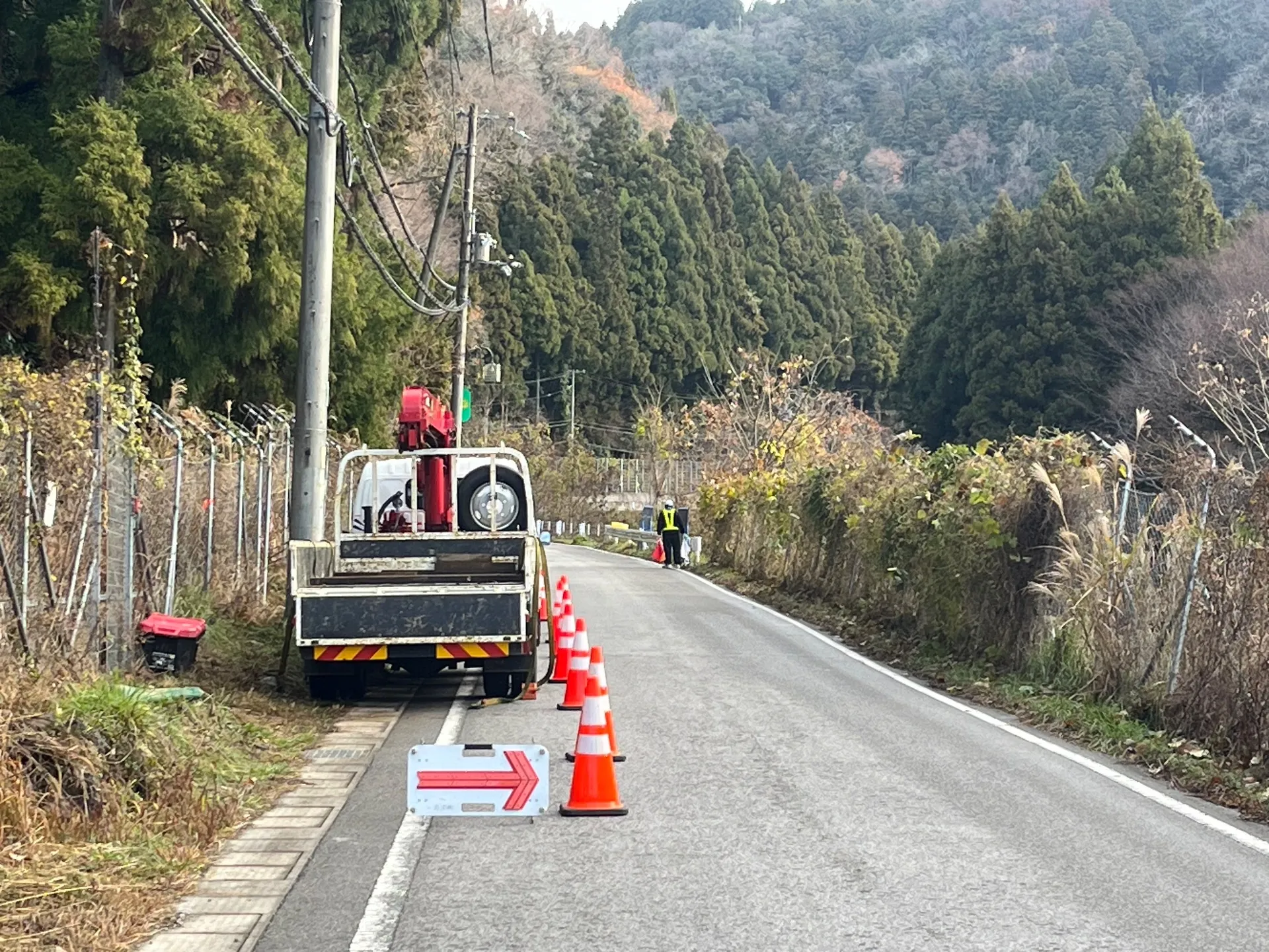 滋賀県犬上郡多賀町栗栖にてボーリング調査作業に伴う交通誘導スタッフを募集しています