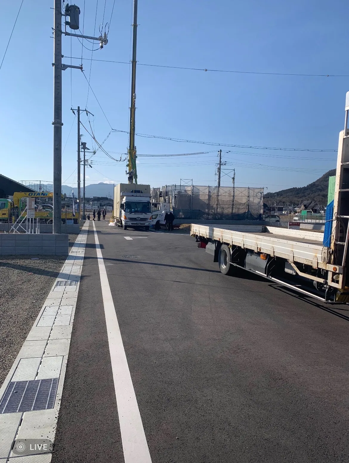 滋賀県草津市南草津プリムタウン4丁目の住宅建設予定地において住宅ユニット据え付け作業に伴う交通誘導を共に頑張っていただける従業員さんを募集しています