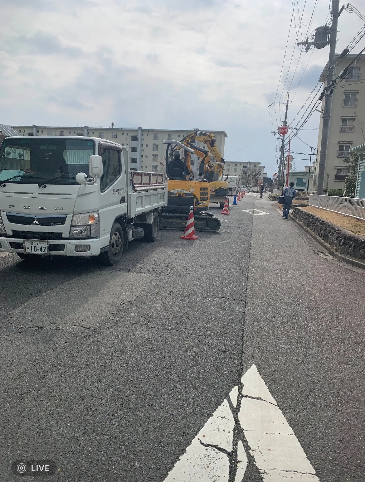 滋賀県大津市本丸町にて駐車場改修工事に伴う交通誘導を行なってくれるスタッフを募集しています