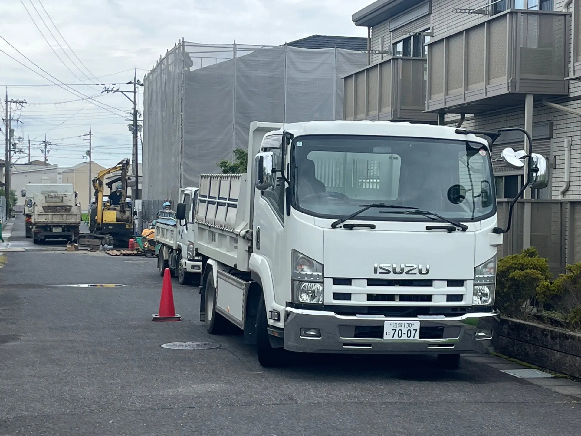 滋賀県守山市今宿4丁目の水道工事現場周辺にて一緒に交通誘導を頑張ってくれる仲間を探しています