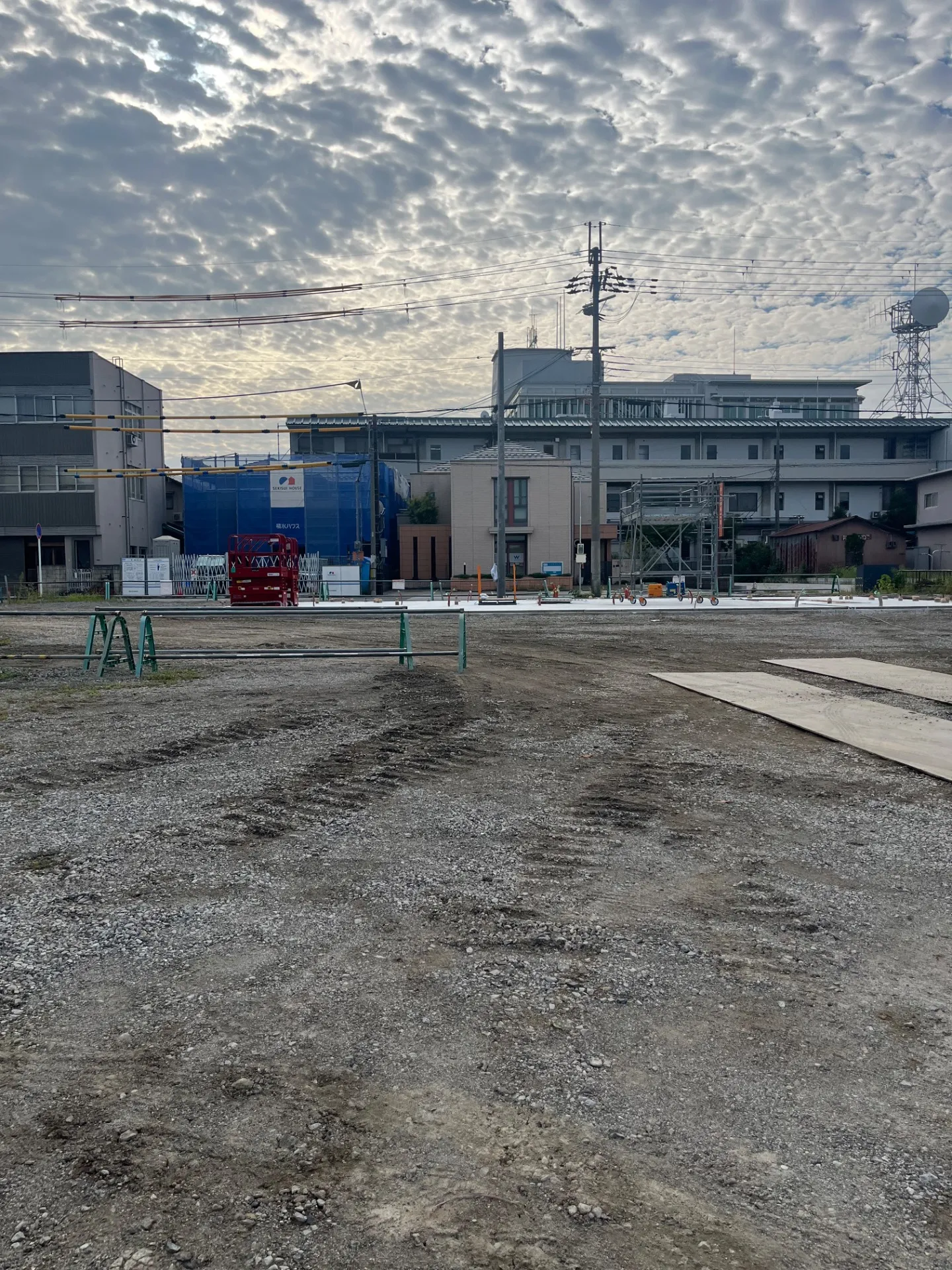 滋賀県彦根市元町にて店舗建設工事に伴う交通誘導スタッフを募集しています