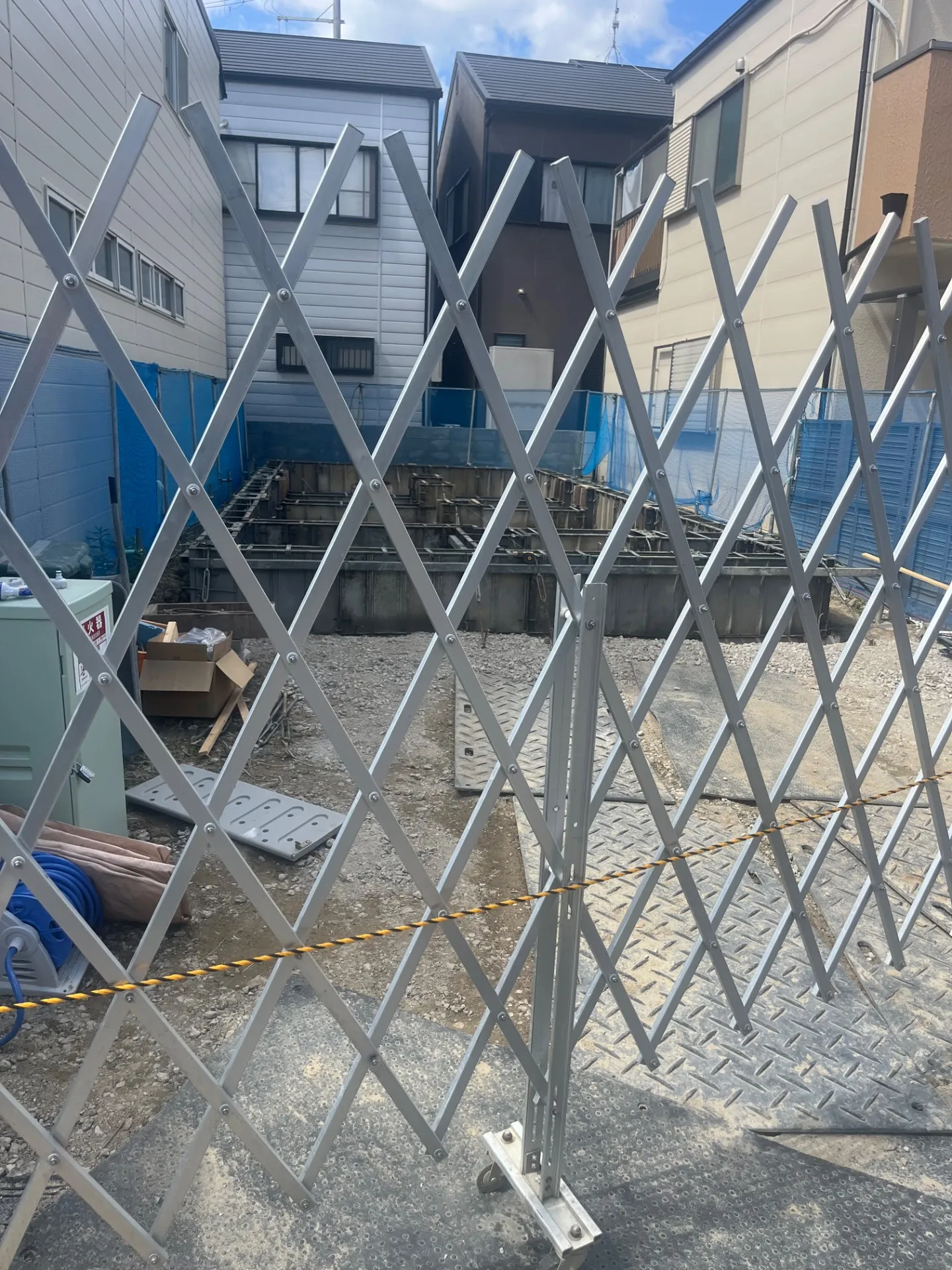 京都市西京区上桂宮ノ後町にて生コン打設作業に伴う交通誘導スタッフを募集しています