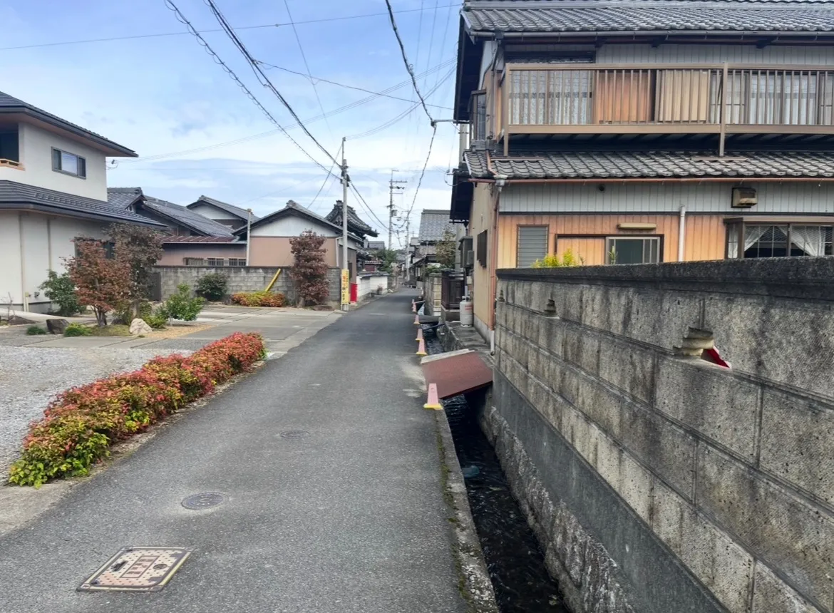 滋賀県東近江市今町にて河川改良工事に伴う交通誘導メンバーを探しています